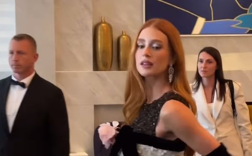 Marina Ruy Barbosa cruza tapete vermelho no Festival de Cannes