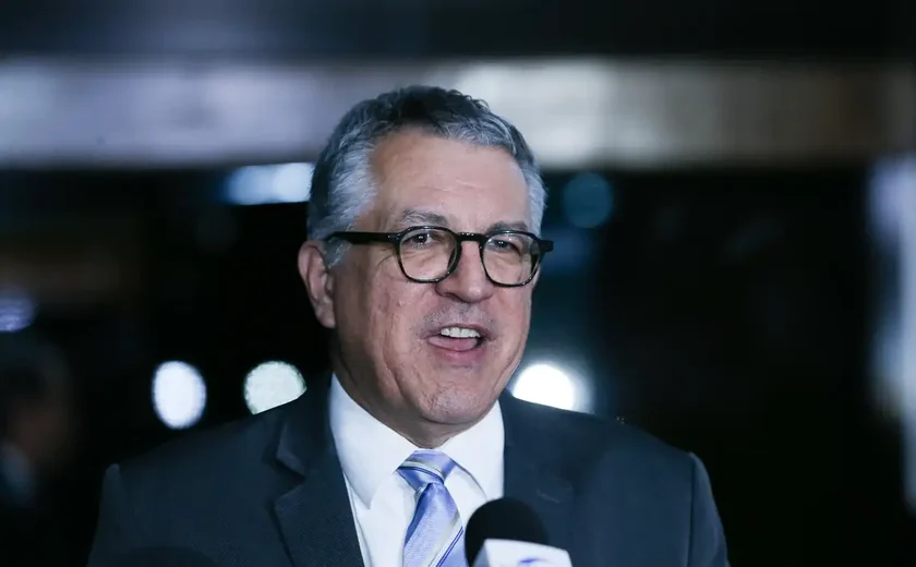 Governo empenha R$ 14 bilhões em emendas parlamentares em quatro meses
