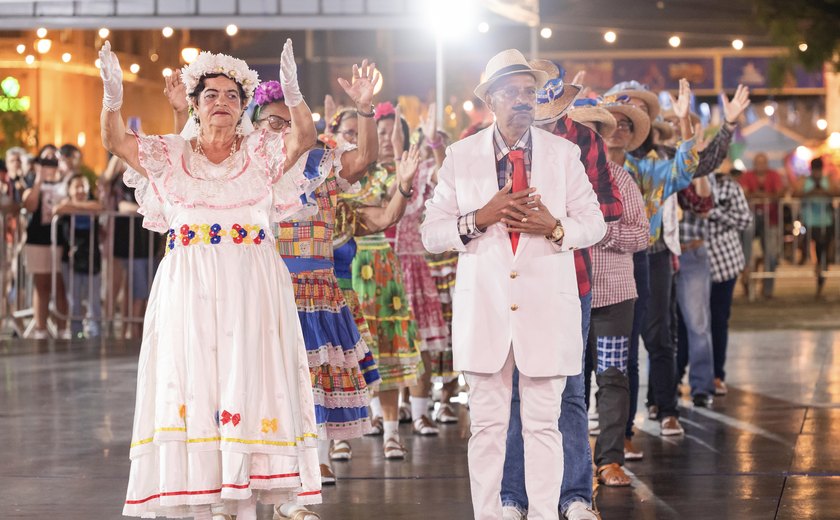 Junina formada por pessoas idosas emociona e inspira no Festival Municipal de Quadrilhas