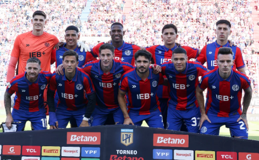 Jogadores do San Lorenzo fazem greve por salários atrasados