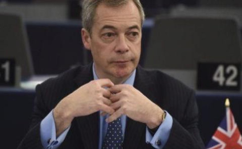 Quem é Nigel Farage, 'pai do Brexit' eleito para parlamento britânico