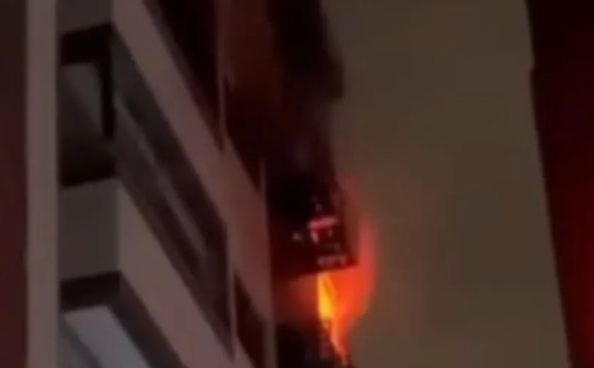 Suspeito de incendiar apartamento da namorada pode ser indiciado por tentativa de feminicídio