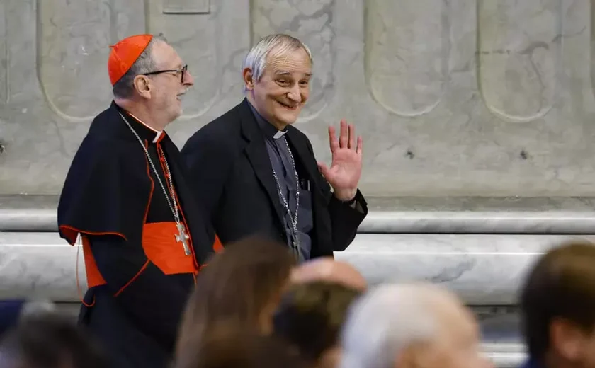 Conclave: Cardeal Zuppi terá torcida de religiosos aposentados