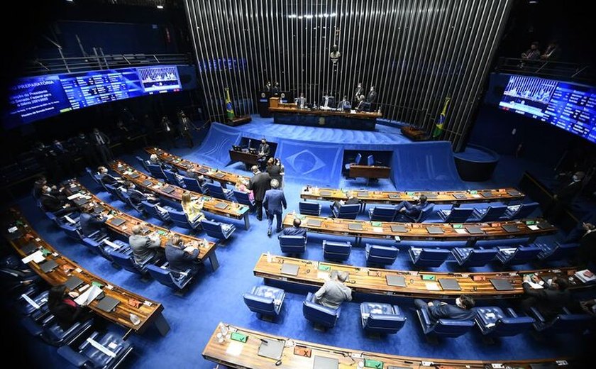 Senado aprova projeto que amplia prevenção e tratamento de câncer no SUS