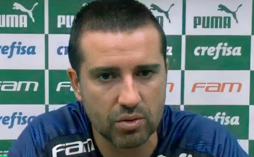 João Martins, auxiliar do Palmeiras, leva gancho de 3 jogos por insinuações e críticas à CBF
