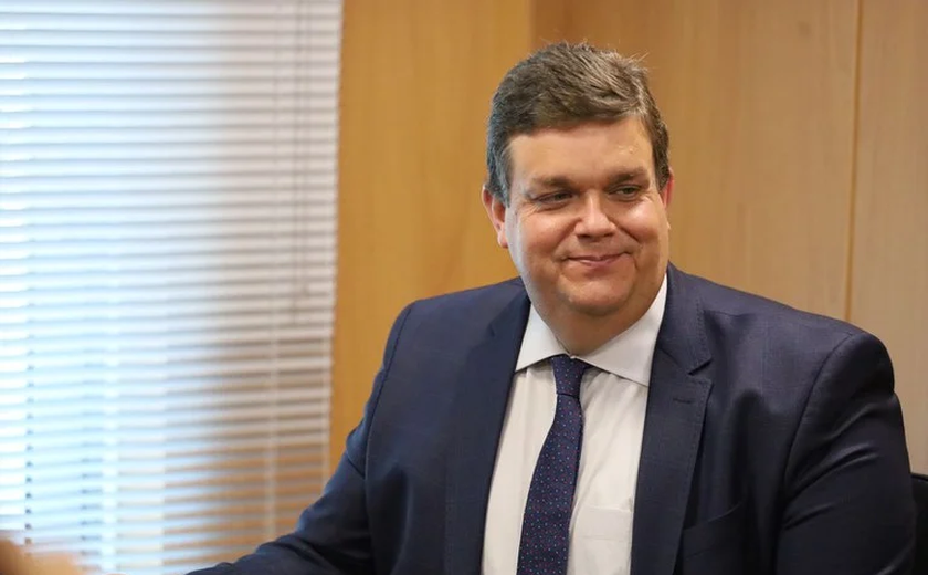 Wolney Queiroz é nomeado novo ministro da Previdência Social