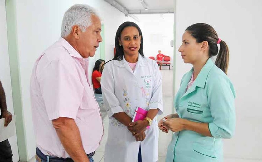 Maceió: Recém-empossado, Nonô começa a vistoriar unidades de saúde