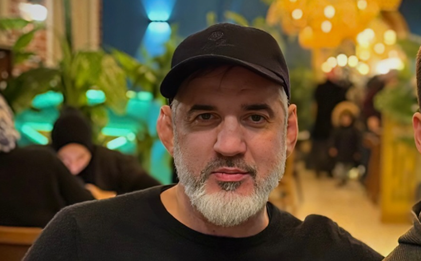 Tricampeão olímpico de wrestling, russo Buvaisar Saitiev morre aos 49 anos