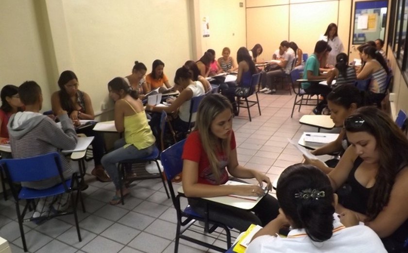 Programa do SENAI qualifica mais de 3 mil jovens em Arapiraca