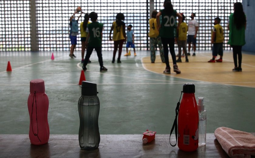 Sindicato critica proposta da prefeitura de SP para privatizar escolas