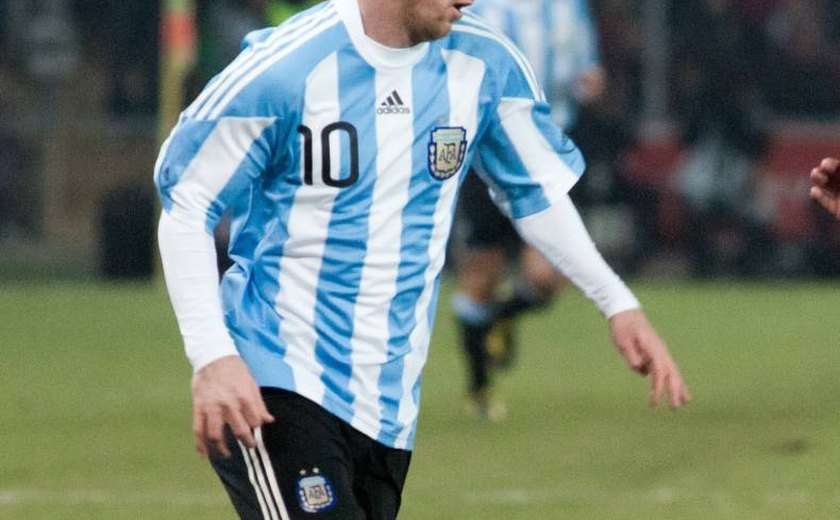 Para ter Messi, PSG planeja vender jogadores para não violar regras financeiras