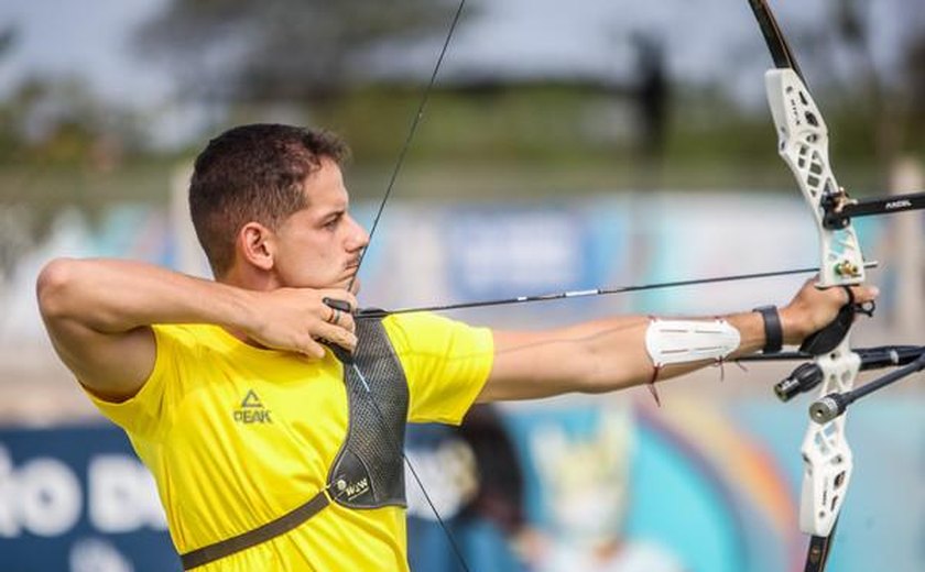 Marcus D'Almeida é bronze no Mundial do tiro com arco e garante vaga em Paris-2024