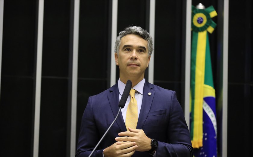 Deputado Rafael Brito pede isenção de taxa e novo novo cronograma do Enem para alunos do RS