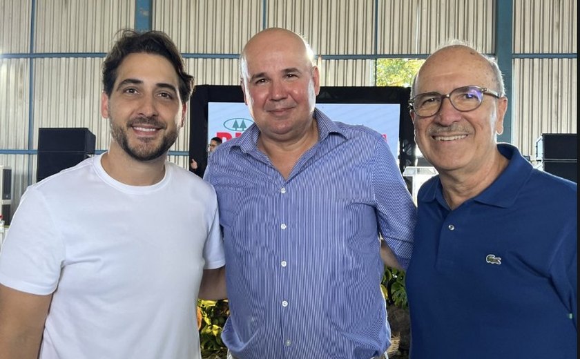 Prefeito Ronaldo Lopes é homenageado durante Festa do Trabalhador na Cooperativa Pindorama