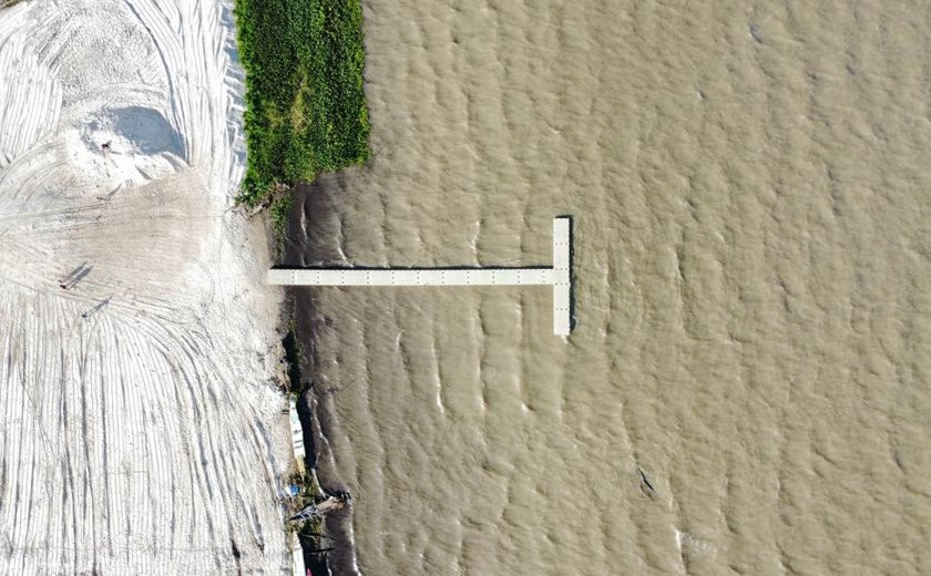 Lagoa Manguaba recebe píer flutuante e Pilar desbrava turismo náutico