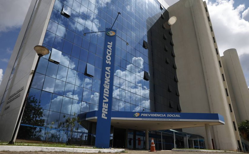'Careca do INSS' recebeu R$ 53,5 mi de entidades e atuou para liberar descontos, diz PF