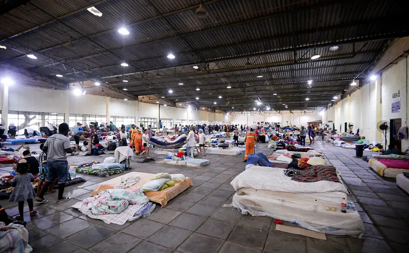 Quase 80 mil pessoas estão em abrigos no RS; mortes chegam a 149