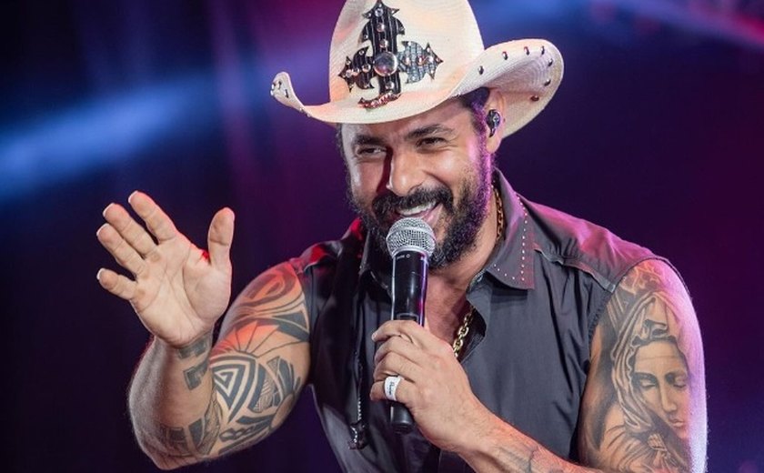 'Estou em pedaços', diz viúva de João Carreiro ao comentar luto após morte do sertanejo