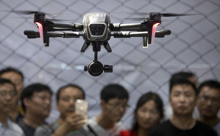 Profissão emergente: China oficializa planejador de voo de drones e impulsiona nova economia