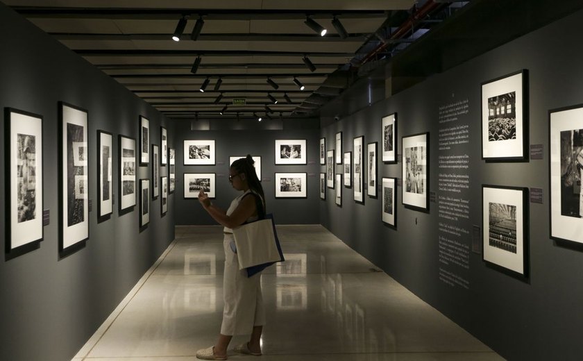 Exposição em Brasília reúne 150 fotografias de Sebastião Salgado