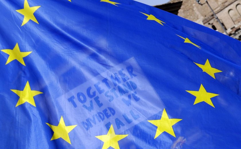 Mídia: UE planeja reformar orçamento para pagar dívidas e cobrir gastos com defesa