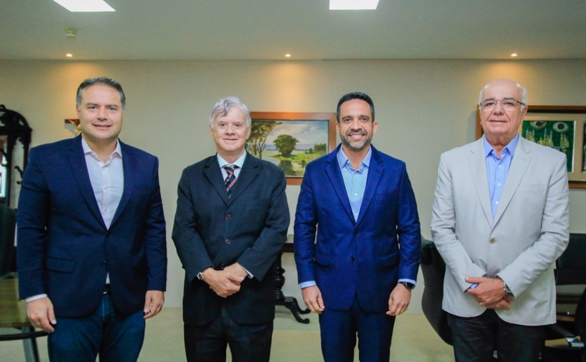 Ao lado de Klever Loureiro e Renan Filho, Paulo Dantas defende mais avanços para Alagoas