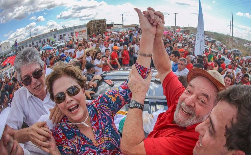 Hoje na Paraíba: Lula e Dilma vencem o golpe e atingem o coração do povo brasileiro