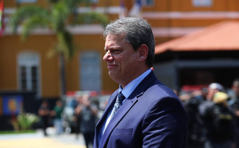 Governadores defendem concessões, privatizações e PPPs para atrair investimentos aos Estados