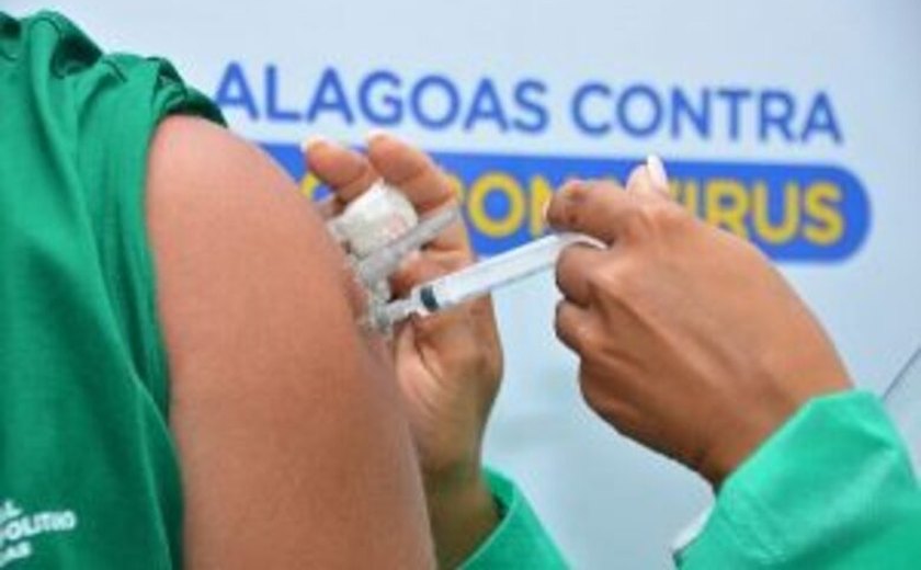 Boletim Imunização (15/11): 4.059.529 doses das vacinas contra a Covid-19 foram aplicadas em Alagoas