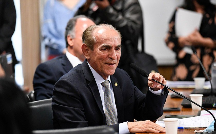 Senador mantém 'crime de desinformação' e quarentena para agentes da lei no Código Eleitoral