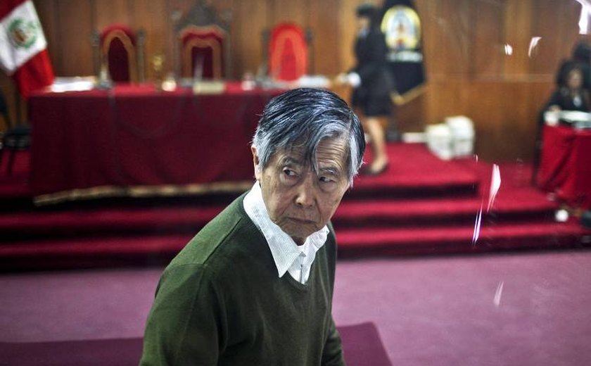 Ex-ditador Alberto Fujimori tenta reescrever sua história no TikTok
