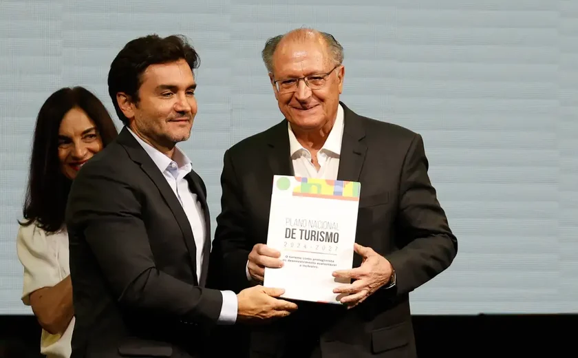 Governo quer atrair ao Brasil 8,1 milhões de turistas por ano até 2027