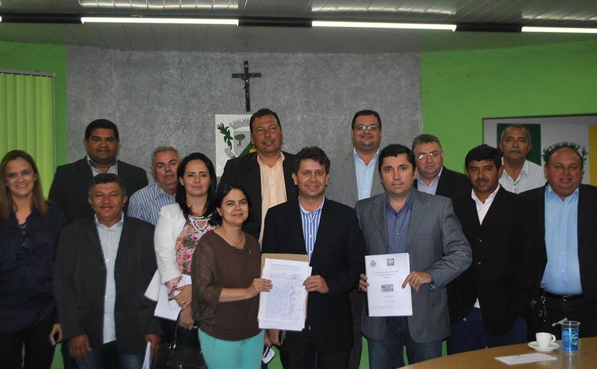 Legislativo de Arapiraca aprova Plano Municipal de Educação