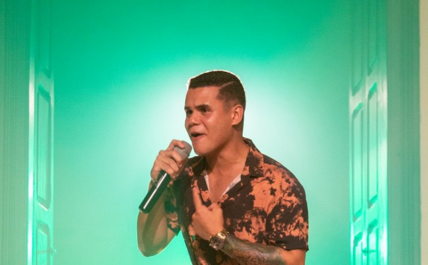 Cantor Highlander acaba de gravar novo projeto chamado “DvDzinho Acústico”