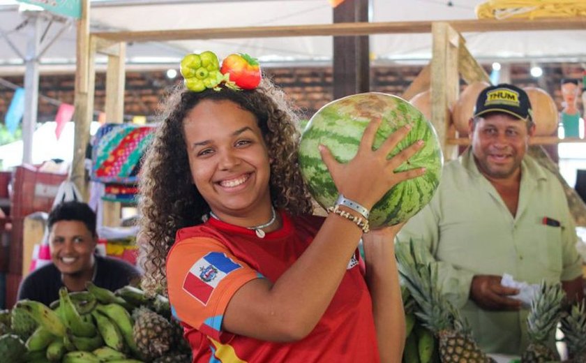 Feira do MST em SP permite passeio por histórias do Brasil e do mundo