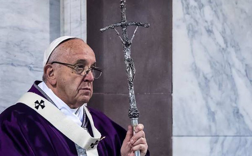 Papa nomeia brasileiro para comissão antipedofilia