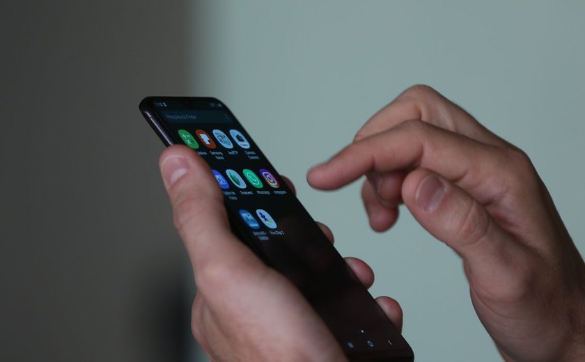 Celulares em áreas de risco receberão alertas automáticos de desastres