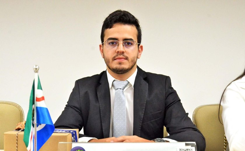 Egresso de Ciências Contábeis da Uneal é aprovado no Doutorado da UFPE