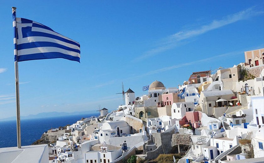 Grécia impõe preços máximos para barrar impacto de elevação de imposto