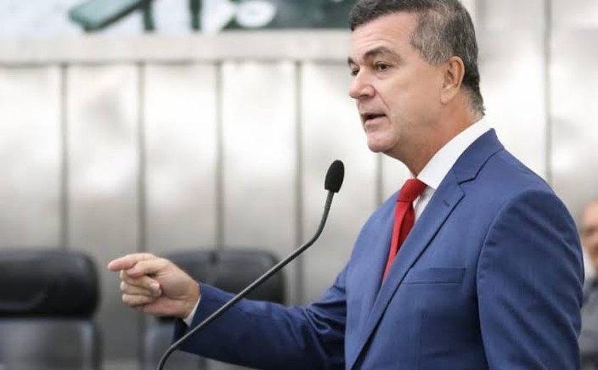 Ronaldo Medeiros traz Jessé Souza a Maceió