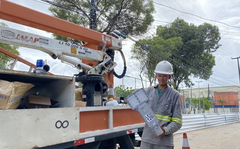 Conjunto Salvador Lyra recebe iluminação 100% LED