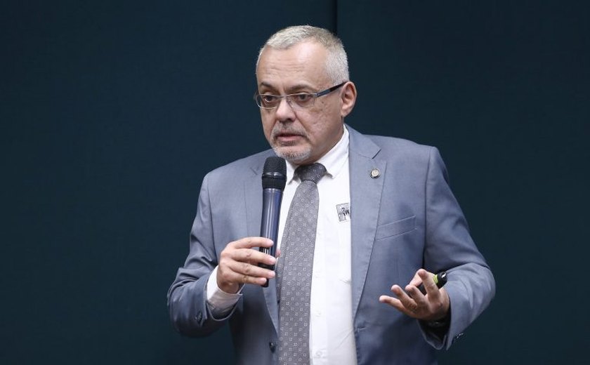 MEC diz que não tem preconceito contra EaD e que espera maior qualidade dessa modalidade de ensino