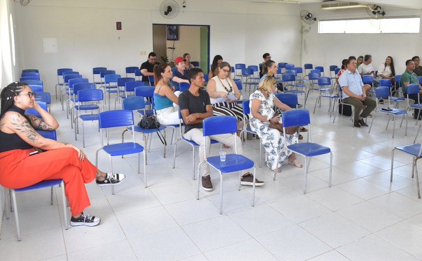 Gestores e empresários do turismo da região Sul participam de capacitação em Coruripe