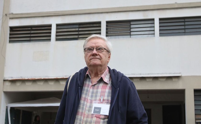 Ex-preso volta a DOI-Codi para fazer relatos do que viveu na ditadura