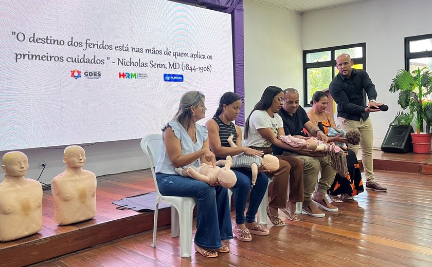 Hospital Regional da Mata capacita 200 mães e cuidadoras sobre manobra de desengasgo em crianças