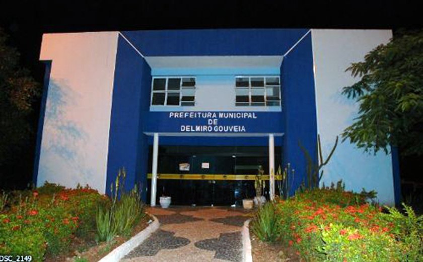 Prefeitura de Delmiro Gouveia tem energia cortada por atraso em pagamento