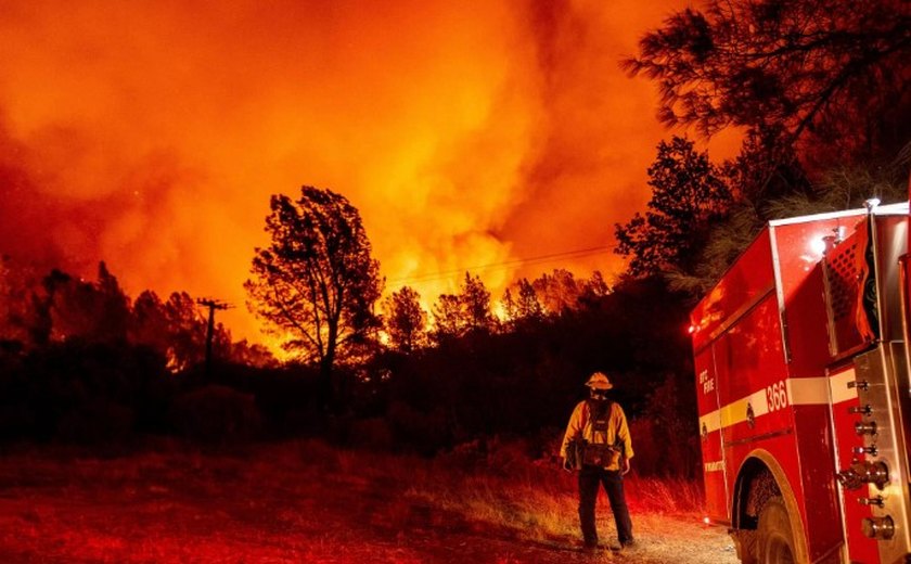 Incêndio florestal na Califórnia destruiu área maior do que a de Los Angeles