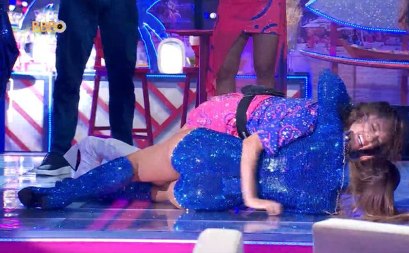 VÍDEO: Ivete Sangalo pede para ser derrubada por Beatriz após críticas e broncas no BBB 24