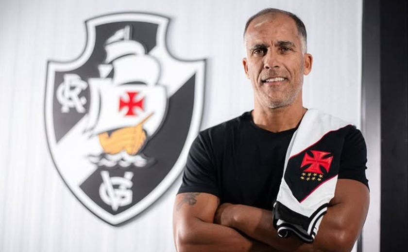 Pedrinho confirma Felipe no comando do Vasco apenas até o fim do Brasileirão: 'Capacitado'