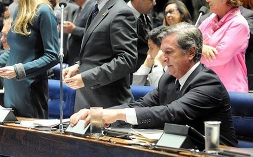 Collor diz que mudança no indexador da dívida possibilita desenvolvimento de Alagoas